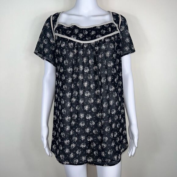 Torrid Square Neck Tulip Sleeve Black and White Ditzy Floral Print - Picture 1 of 13